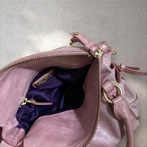 AUTHENTIC VTG Miu Miu Vitello Lux Mini Bow Bag in Loto Pink Leather - Picture 6 of 10